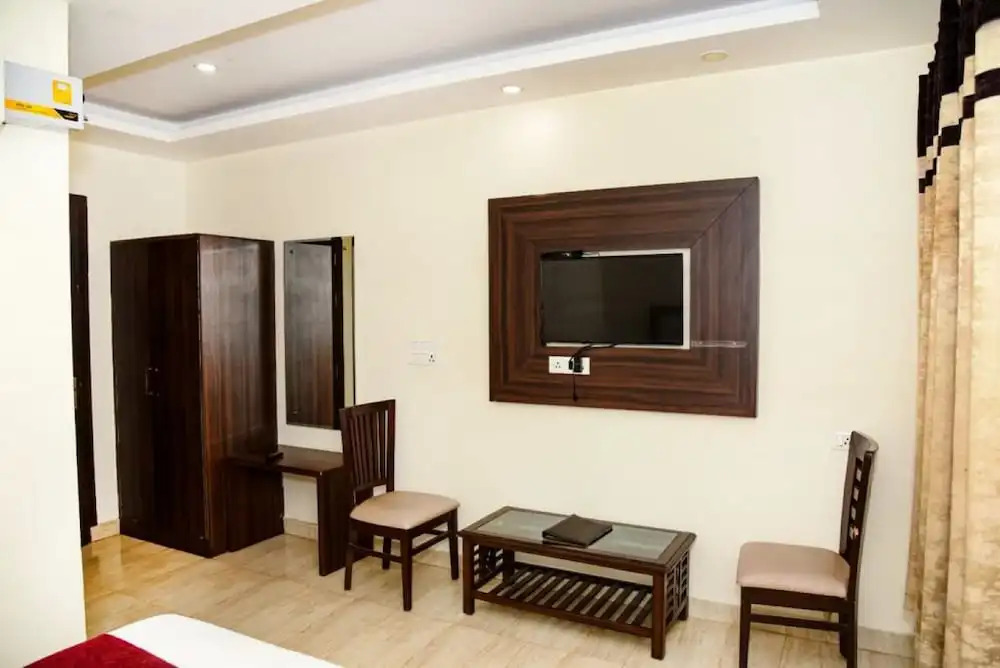 Газиабад: Hotel Grand Inn