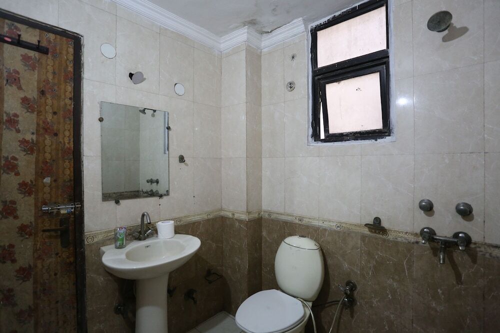 Газиабад: Hotel Grand Inn