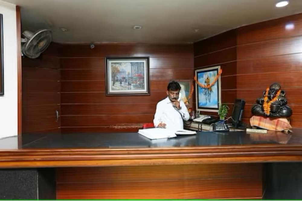 Амбала: Revking at Hotel Batra