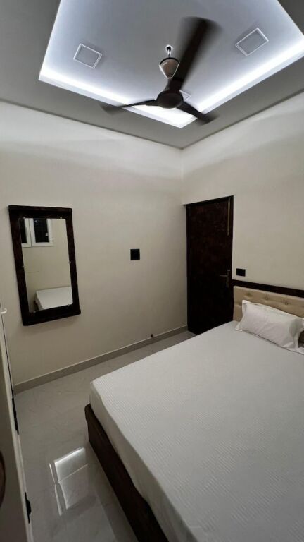 Варанаси: Hotel Divyakashi homestay