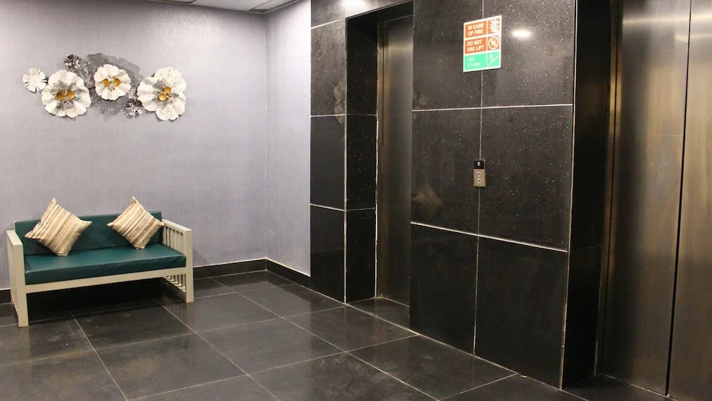 Газиабад: Hibiscus select hotel