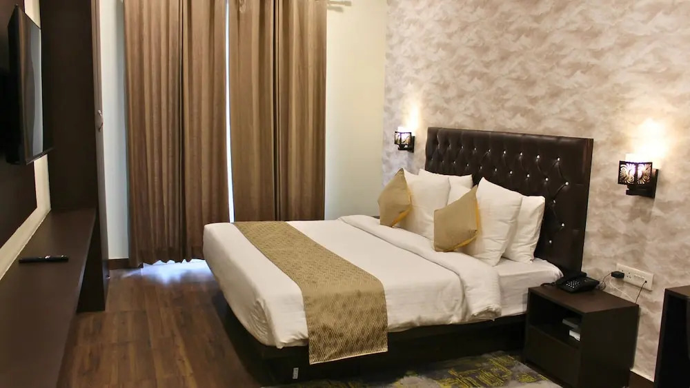 Газиабад: Hibiscus select hotel