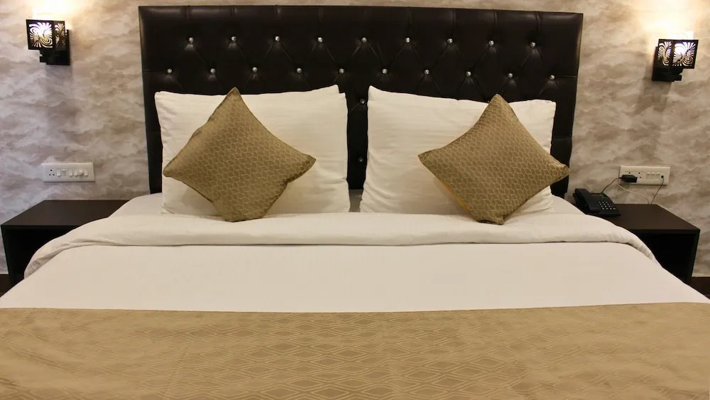 Газиабад: Hibiscus select hotel