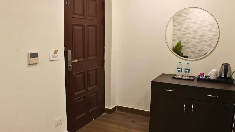Газиабад: Hibiscus select hotel