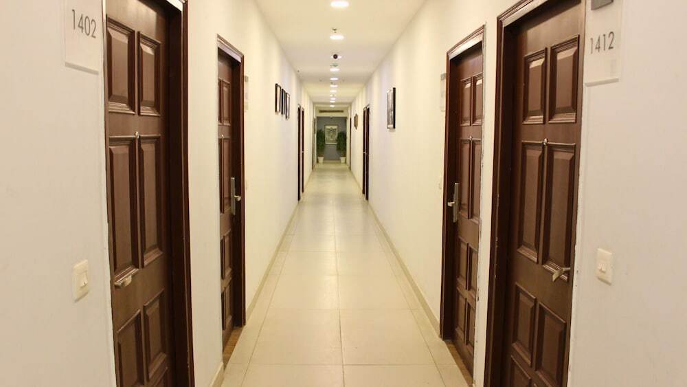Газиабад: Hibiscus select hotel
