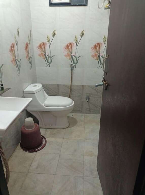 Дабок: Hotel White Tulip