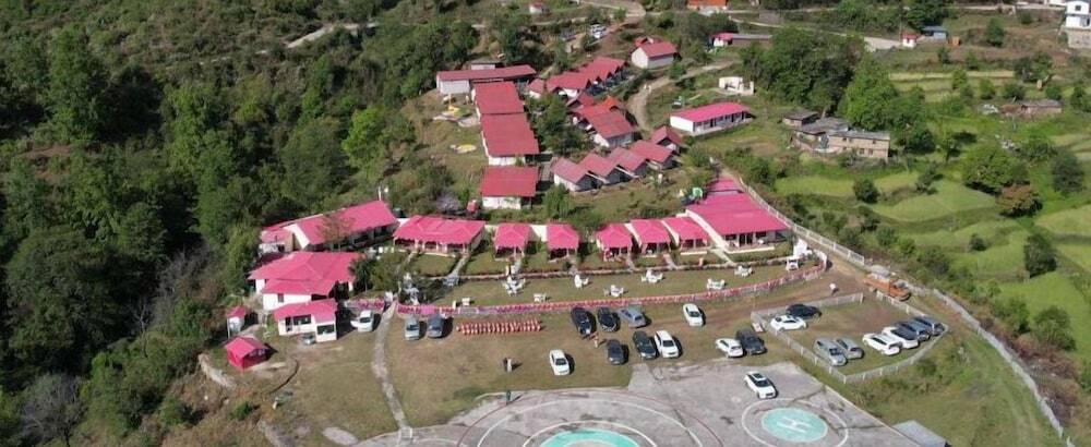 Гапткаши: Buransh Heli Resort