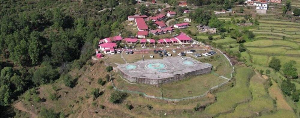 Гапткаши: Buransh Heli Resort