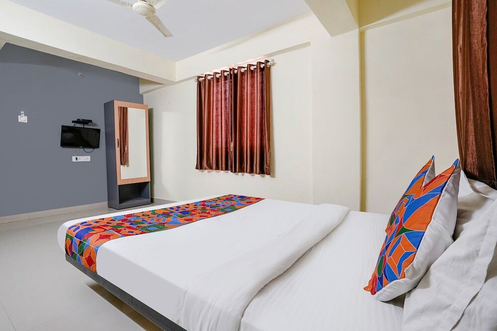 Пуна: Fabexpress Samruddhi Park Inn