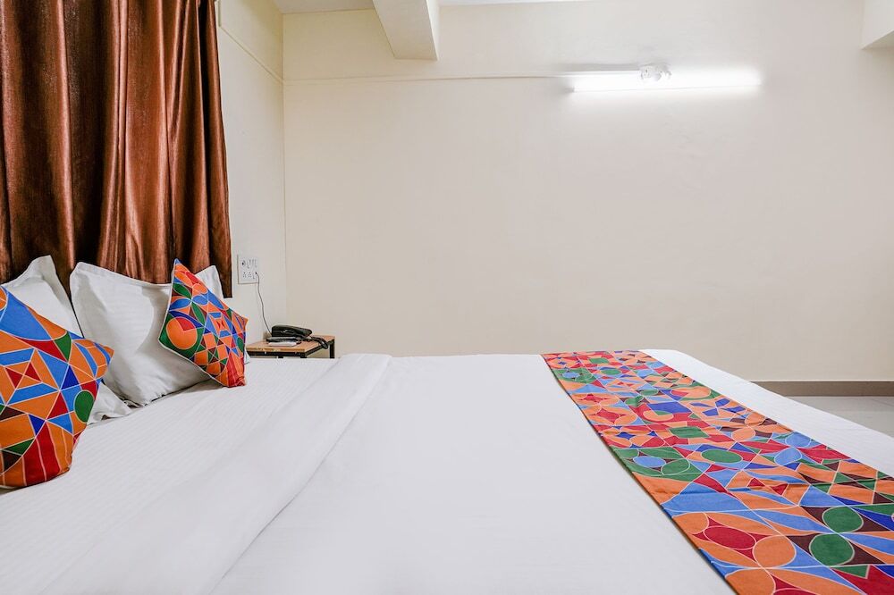 Пуна: Fabexpress Samruddhi Park Inn