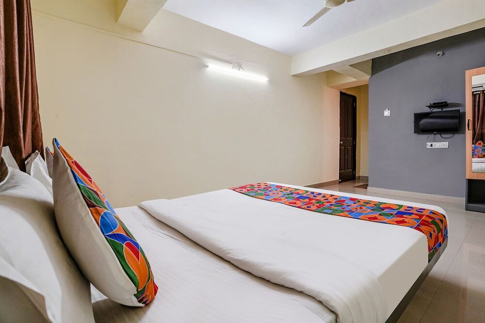 Пуна: Fabexpress Samruddhi Park Inn