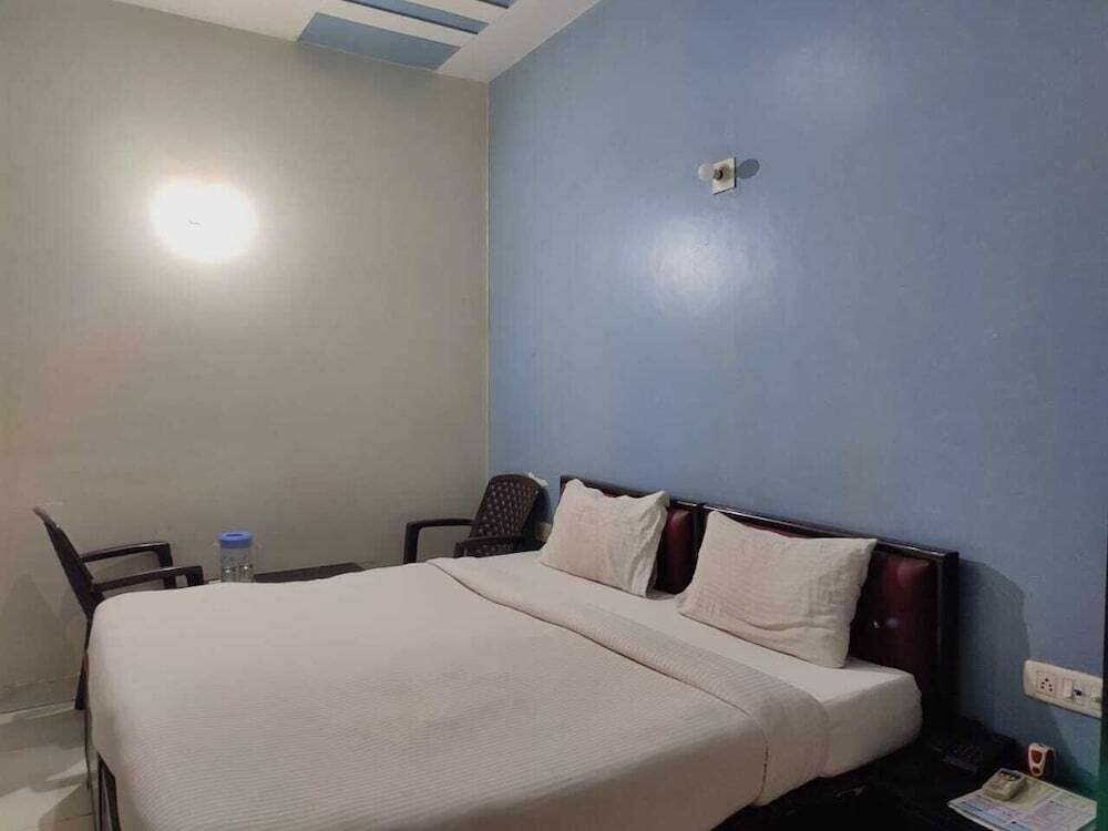 Hotel Pushpa Palace — фото 4