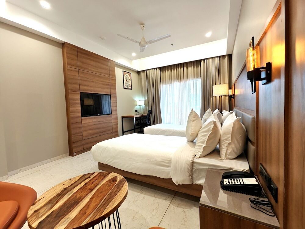 Джамнагар: The Sky Imperial Hotel Kailash