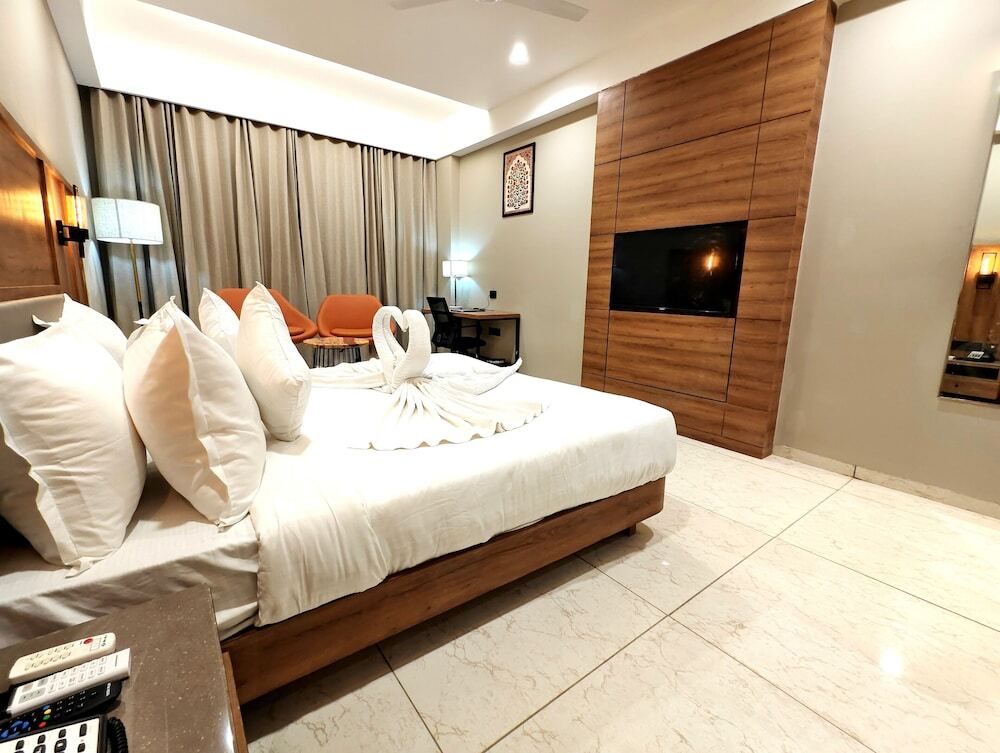 Джамнагар: The Sky Imperial Hotel Kailash