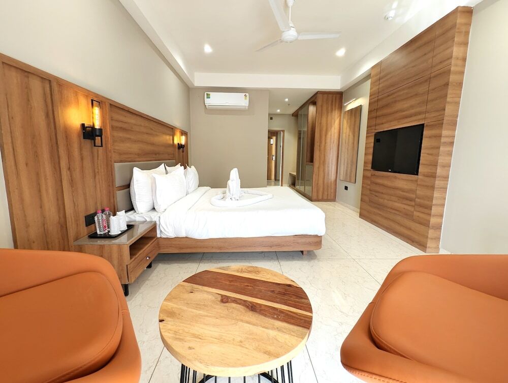 Джамнагар: The Sky Imperial Hotel Kailash