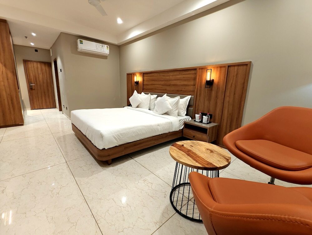 Джамнагар: The Sky Imperial Hotel Kailash