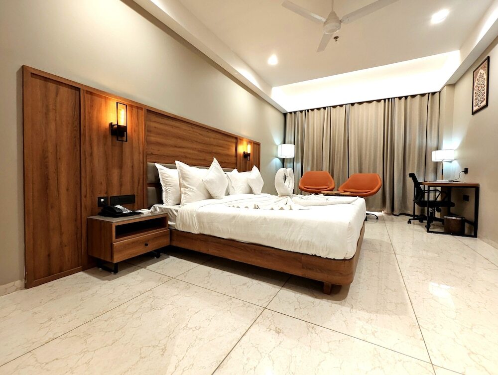 Джамнагар: The Sky Imperial Hotel Kailash