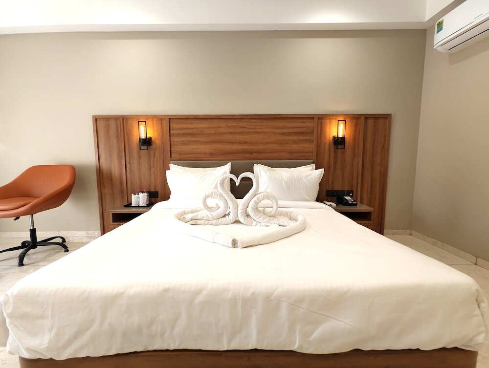 Джамнагар: The Sky Imperial Hotel Kailash