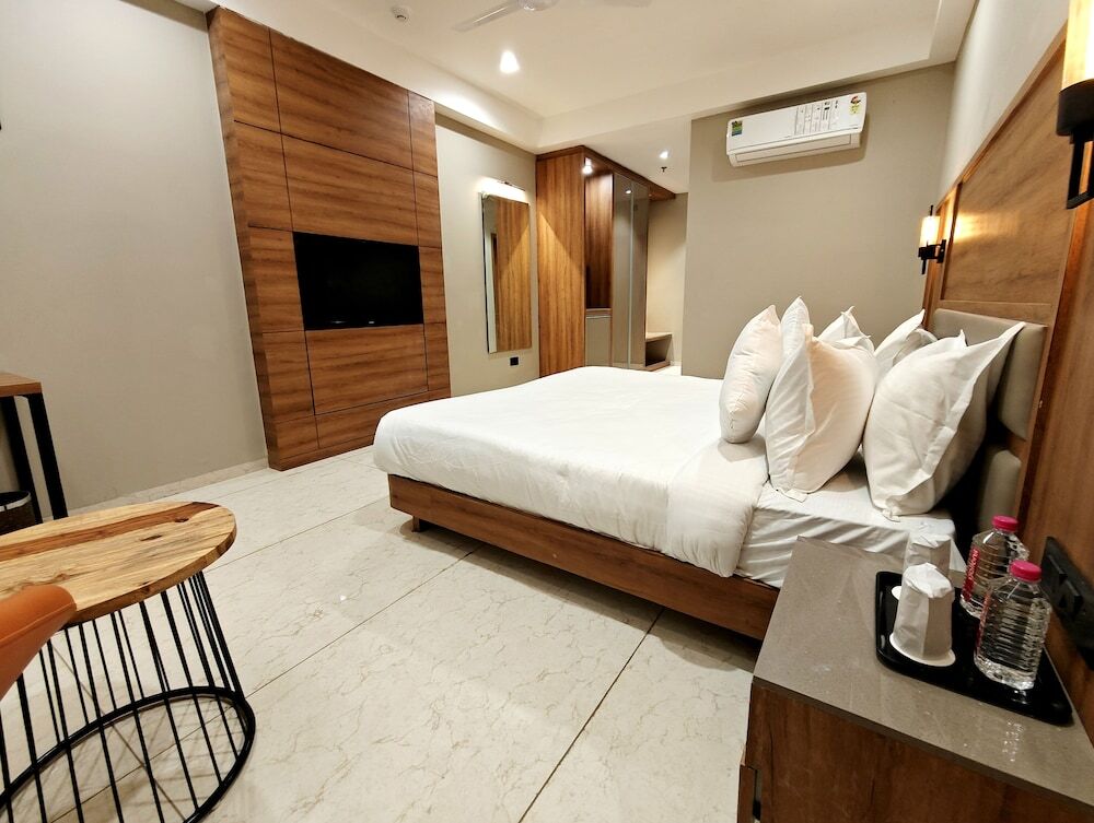 Джамнагар: The Sky Imperial Hotel Kailash