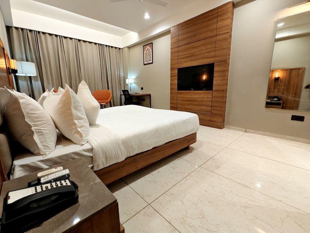 Джамнагар: The Sky Imperial Hotel Kailash