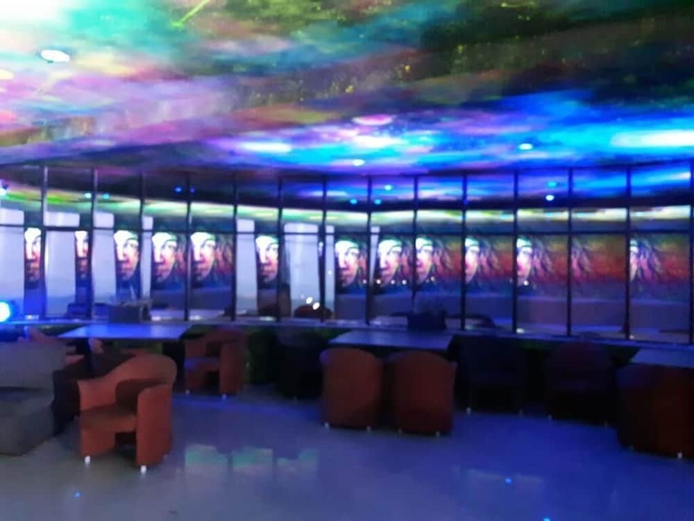 Сангли: Hotel New Pride