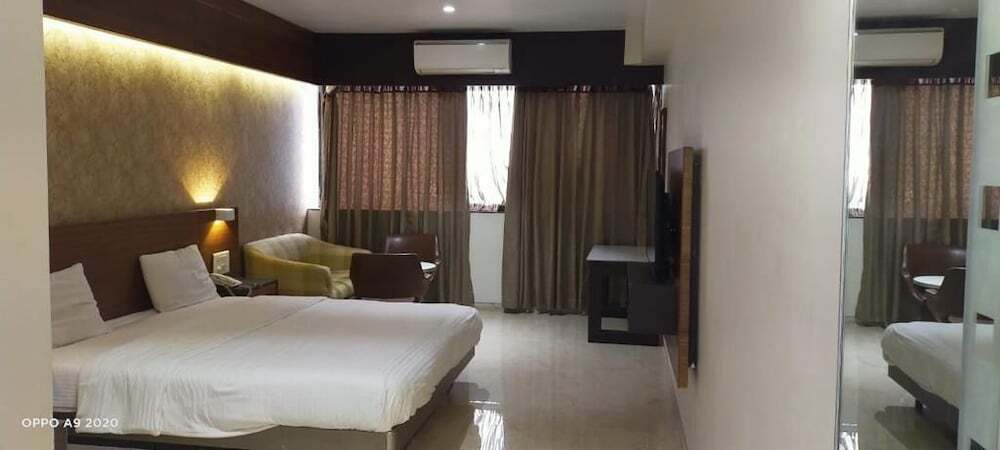 Сангли: Hotel New Pride