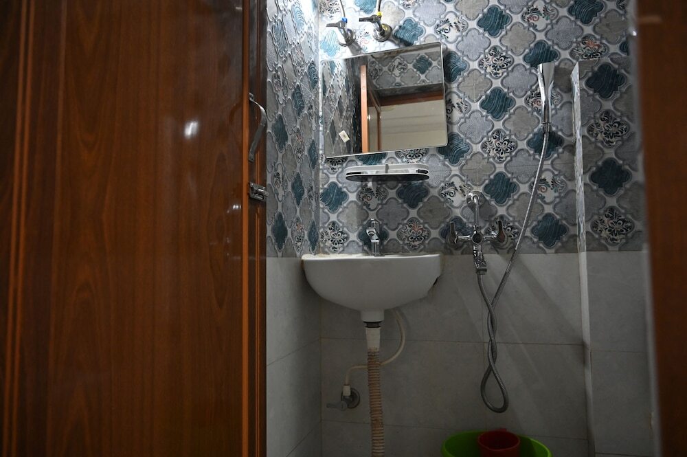 Асансол: Hotel Priyanka International