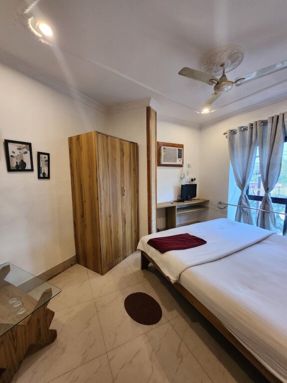 Асансол: Hotel Priyanka International