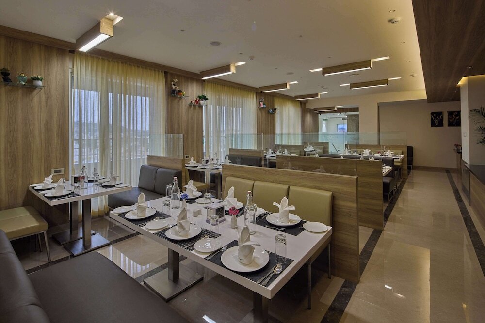 Хосур: Grand Continent Hosur A Sarovar Portico Affiliate Hotel