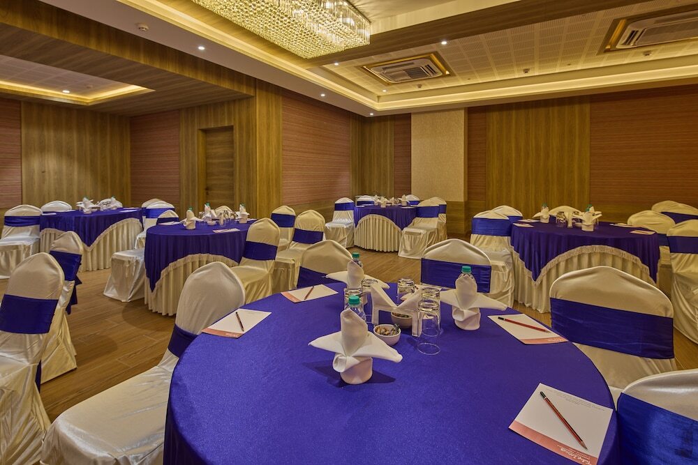 Хосур: Grand Continent Hosur A Sarovar Portico Affiliate Hotel