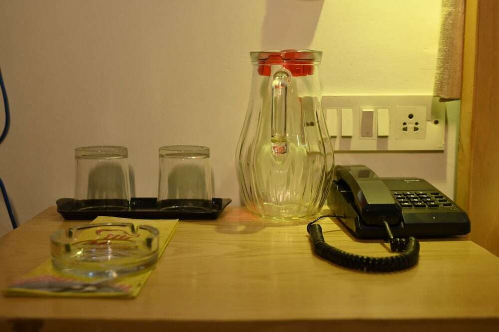 Кангра: Hotel DH