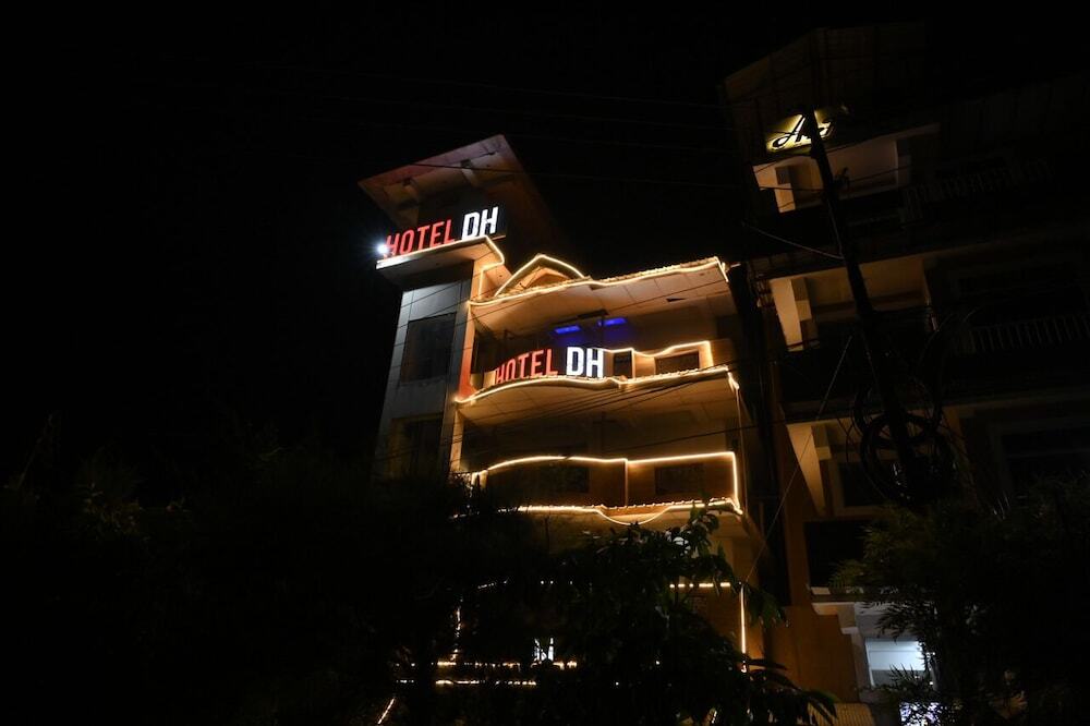 Кангра: Hotel DH