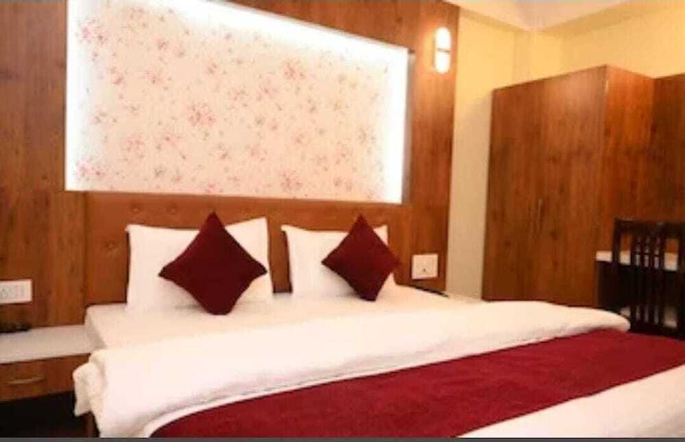 Гувахати: Hotel Daisy