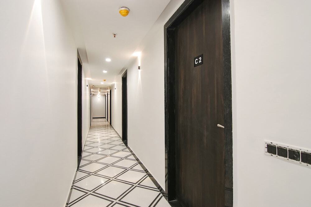 Нью-Дели: FabHotel Greysky