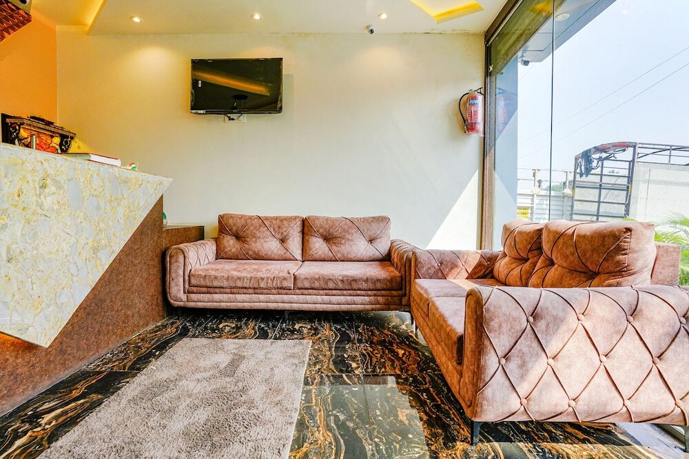 Мумбаи: Fabhotel Royal Palace I