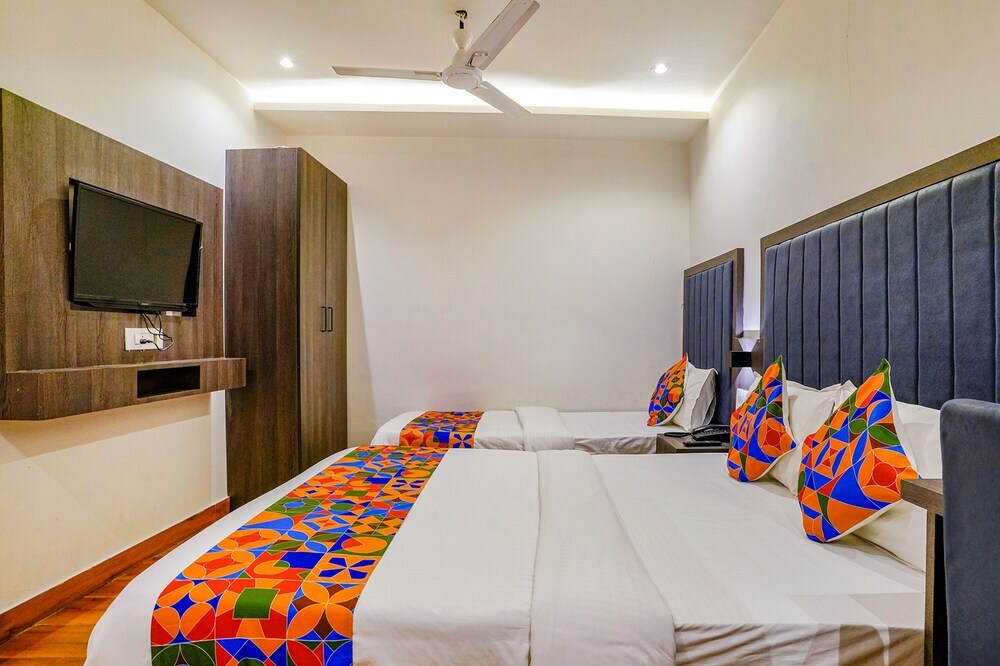 Мумбаи: Fabhotel Royal Palace I