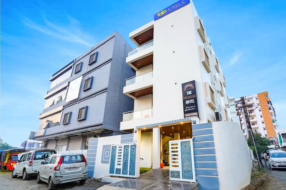 Нагпур: Fabhotel Paramount