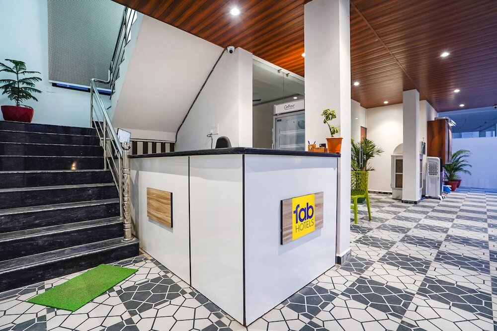 Нагпур: Fabhotel Paramount