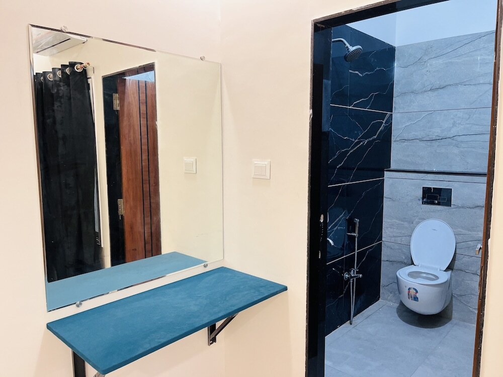 Удджайн: Home Escape Luxe