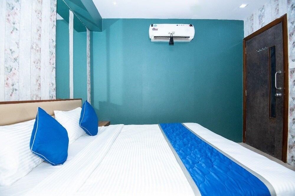 Сурат: Hotel Global