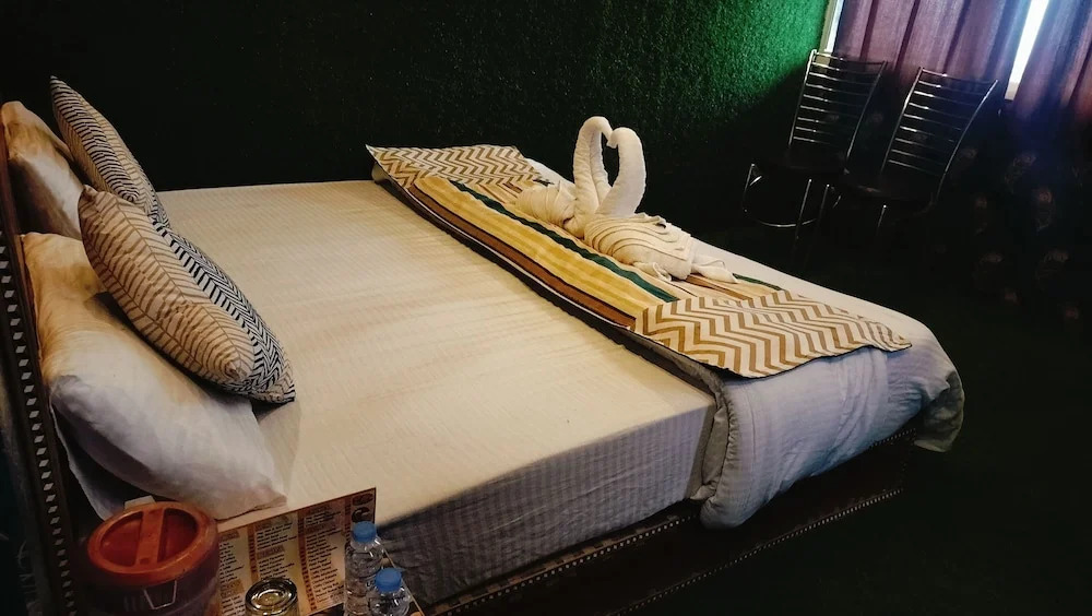 Кангра: Hotel Nirbana Heights