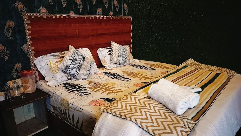 Кангра: Hotel Nirbana Heights