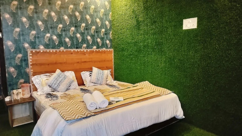 Кангра: Hotel Nirbana Heights