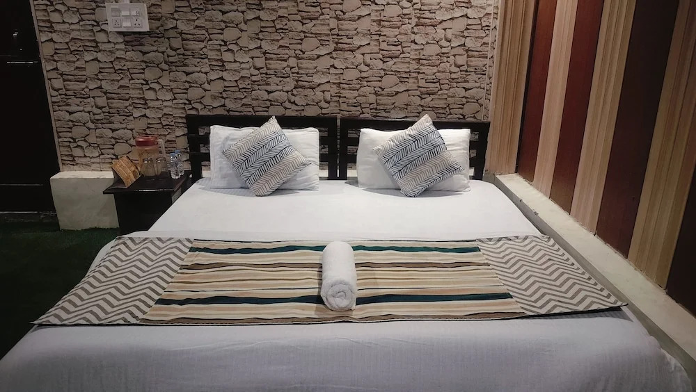 Кангра: Hotel Nirbana Heights