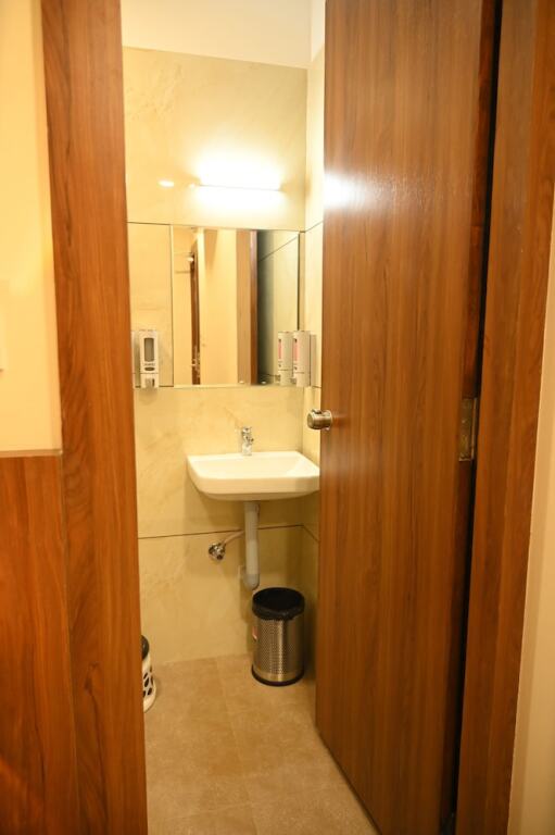 Удджайн: Hotel Embassy INN