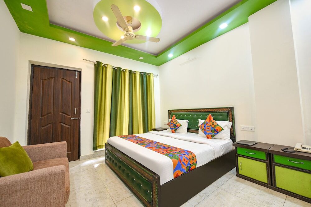 Массури: Fabhotel Kempty Lake Resort