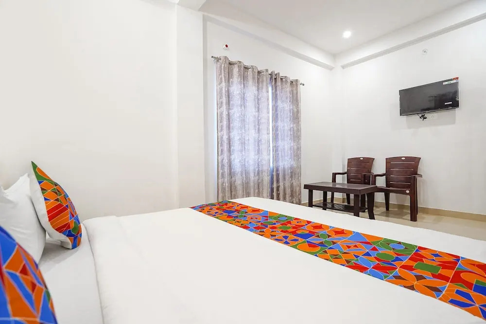 Варанаси: Fabhotel Sk Residency