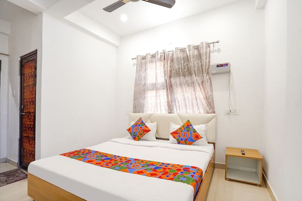 Варанаси: Fabhotel Sk Residency