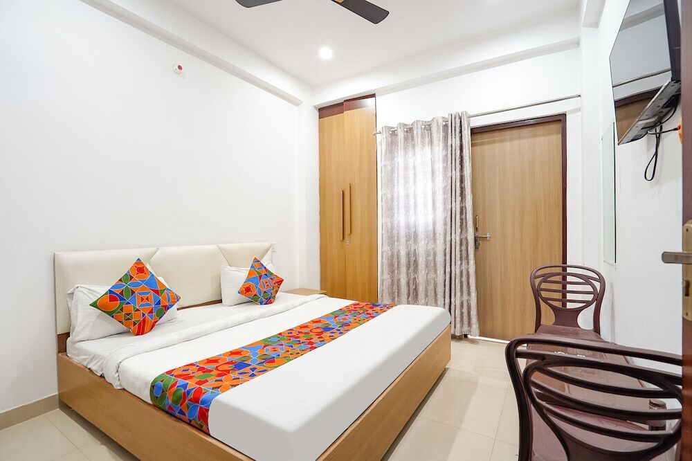 Варанаси: Fabhotel Sk Residency