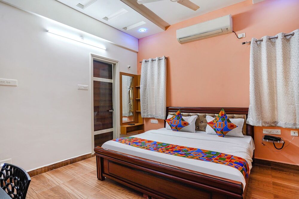 Хидерабад: Fabhotel Q Suites